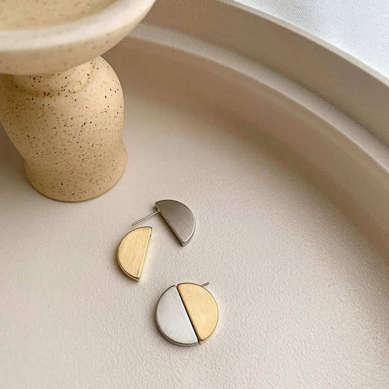 Luna Half-moon Contrast Earrings