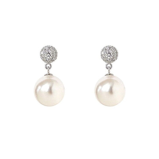 Nova Pearl Stud Earrings